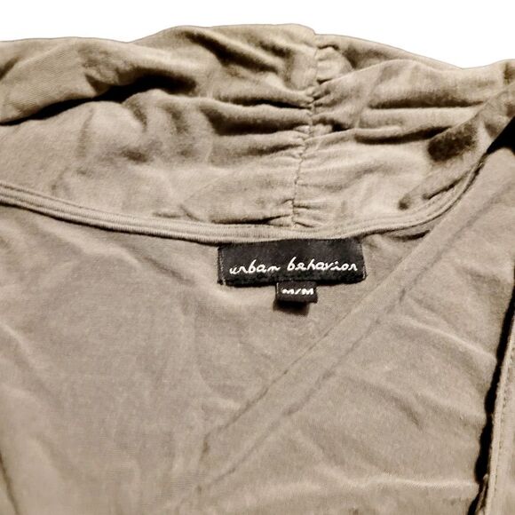 2/$20 Urban Behavior green/grey casual top blouse - Picture 4 of 4